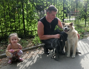 Дрессировка - собака во дворе, Кинолог Сергей Шаргородский, Киев